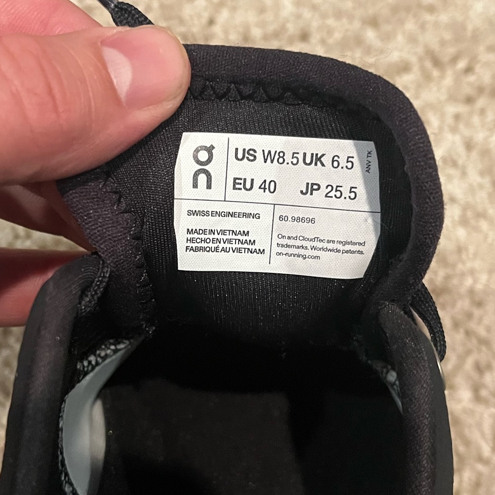 Cloudy C Women's Running Shoes Gently Worn Size 8.5. Great Condition Cloud X - Picture 6 of 8
